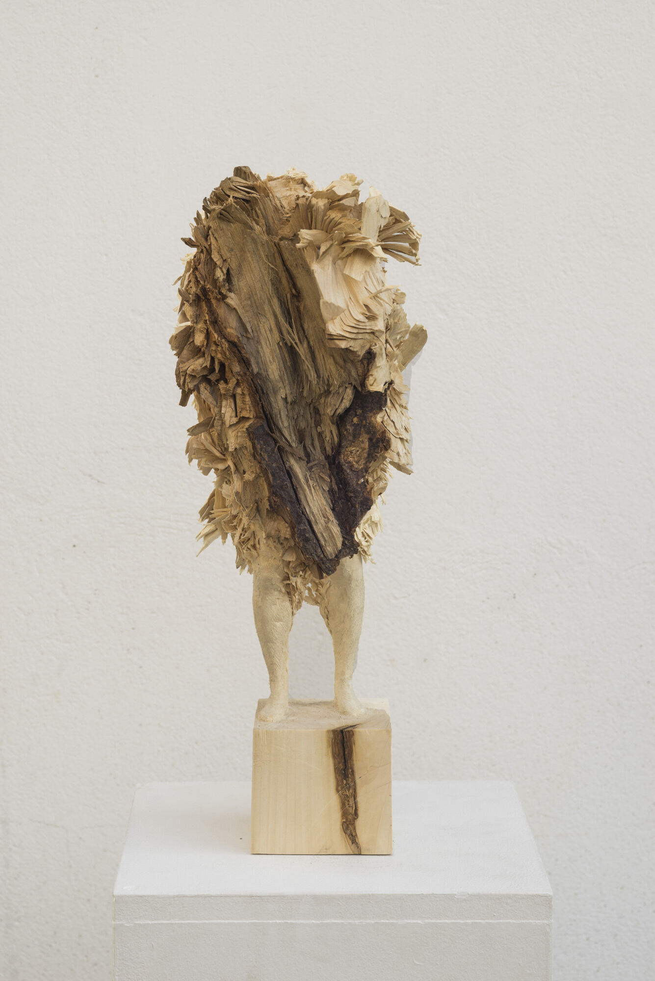 Sculpture "Untitled" (2019) (Pièce unique), bois von Edvardas Racevicius