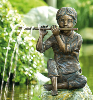 Sculpture de jardin / gargouille "Clemens jouant de la flûte", bronze