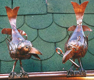 Sculptures "Deux corbeaux sur le caniveau", cuivre