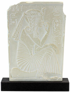 Sculpture en relief "Ramsès II enfant de roi", fonte