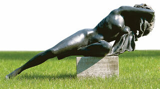 Sculpture de jardin "Venera Nera", fonte