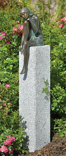 Sculpture de jardin "Emanuelle" (version avec stèle)